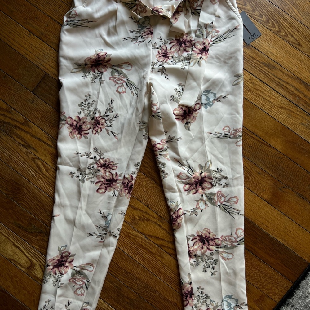 One 5 One Cream Floral Pants